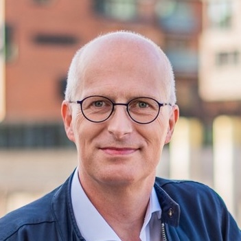 Dr. Peter Tschentscher